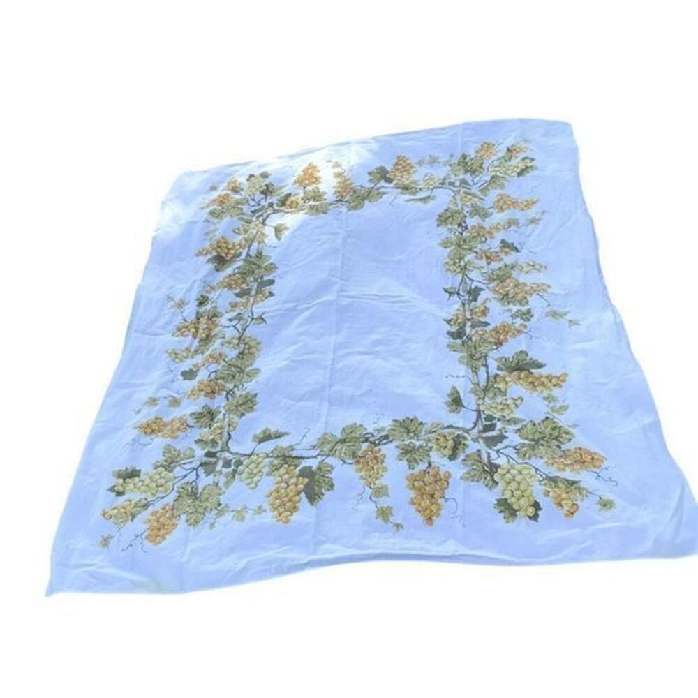 Vintage Grape Gold  Wine Tablecloth Picnic Vineyard